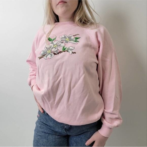 Vintage 90’s Crochet Embroidered Cottagecore Sweatershirt - Picture 5 of 8